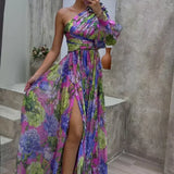 Whitney - Elegant and Flowing Dress