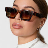 Izadora - Elegant Sunglasses